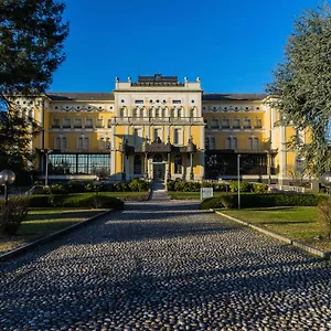 https://hotel-villa-malpensa.it-lombardy.com