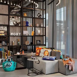 Ξενοδοχείο Moxy Expo