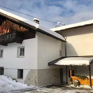 Grünfelder , Oberperfuss Österreich